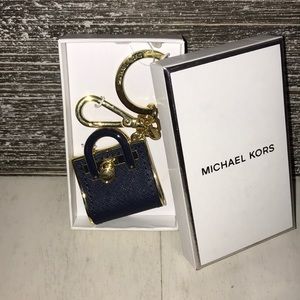 NWT ! MICHAEL KORS KEY CHARM OR BAG JEWELRY!!